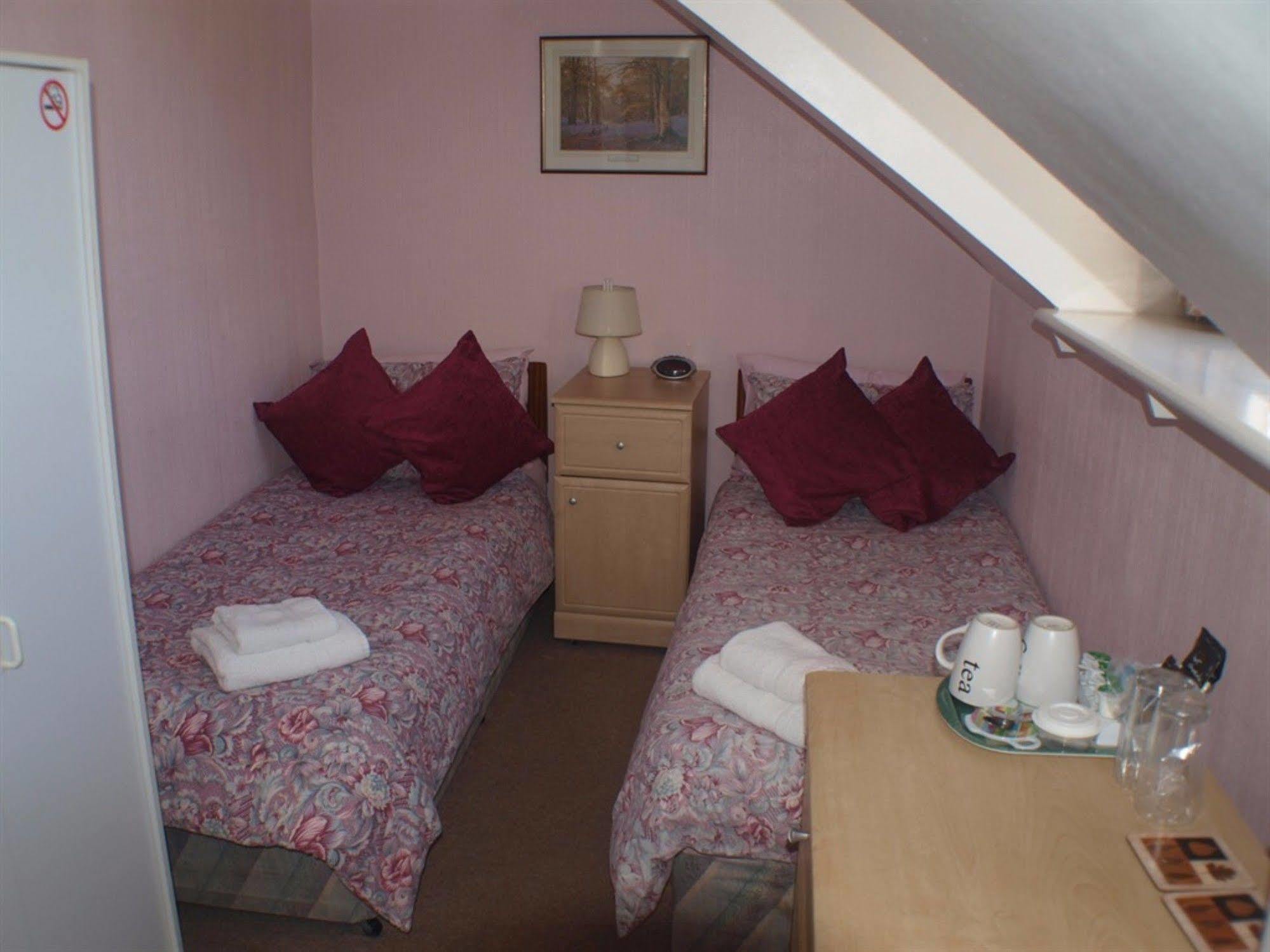 Olivers Guest House Weymouth Eksteriør billede