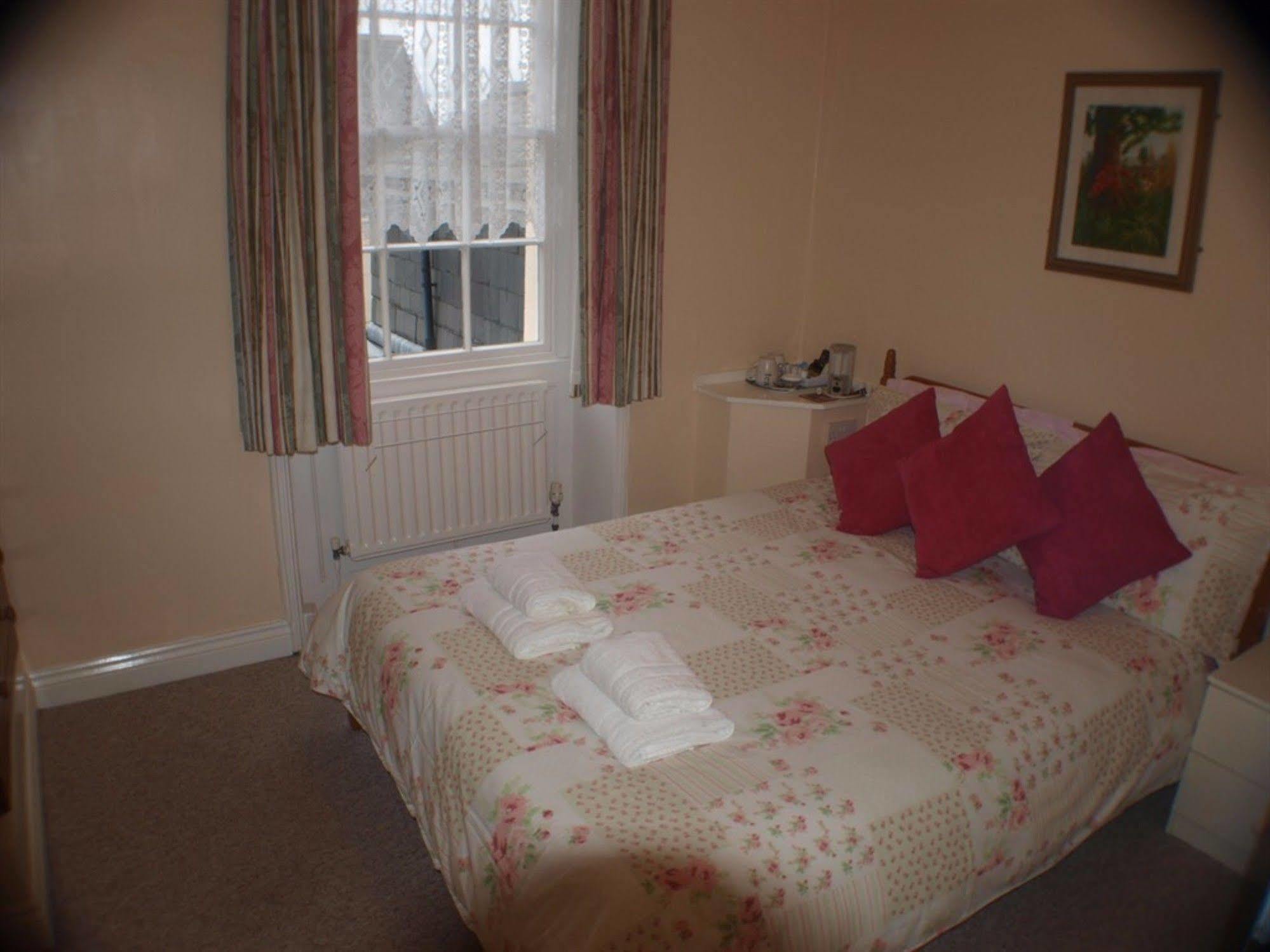 Olivers Guest House Weymouth Eksteriør billede